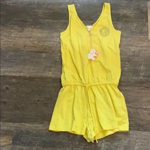 Yellow ivory ella romper🐘